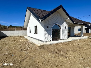 ASFALT! 2 BAI! Incalz in pard! Casa 3 camere, Lunca Cetatuii