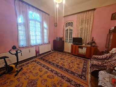 Vand sau schimb casa ultracentral Ploiesti