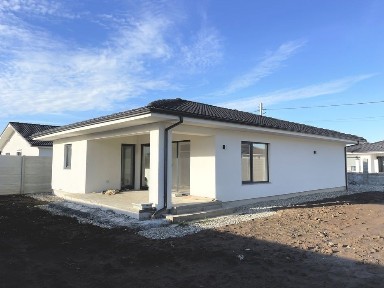 Casa noua Oradea - Cheriu -Gaz -Canal - Apa - Gard