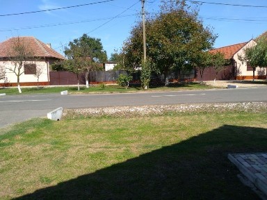 Casa de vanzare doua corpuri