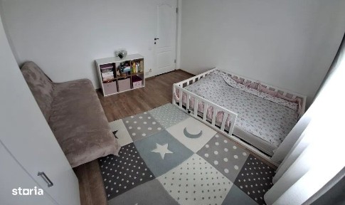 Vand apartament zona Vivo
