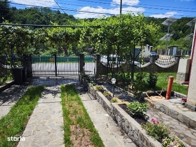 Casa de vanzare in com. Runcu Dambovita