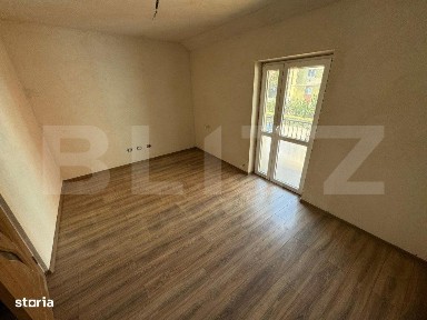 Apartament 3 camere, 80 mp, curte si garaj, Micro