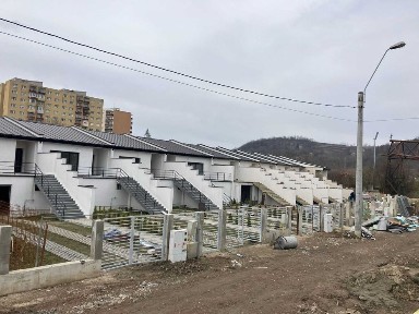 Ultimile 2 Case de vânzare Cartier Rezidențial