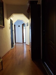 Vand apartament 4 camere decomandat Nufaru Oradea!