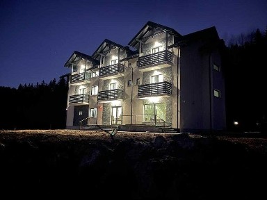 Pensiune de Vanzare langa Partia de Schi Campulung Moldovenesc