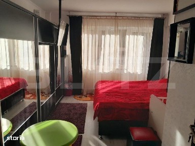 Obcini-Apartament 3 camere decomandat,et.1,pret 98000E
