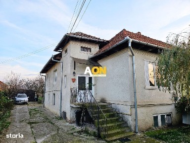 1/2 Duplex, 4 camere, 720 mp teren, zona Cetatea Alba-Carolina