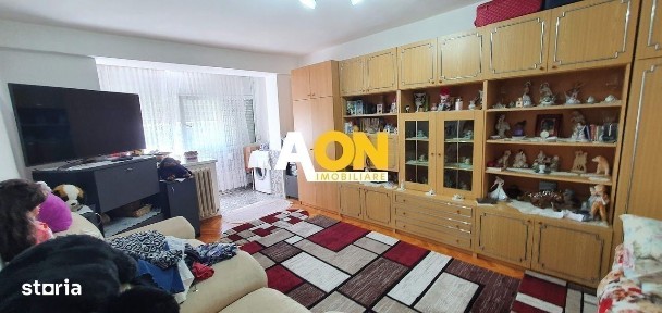Apartament 3 camere, mobilat, utilat, Cetate
