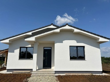 Casă notată in CF Leș-Oradea