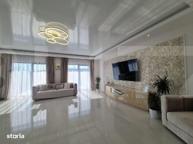 Casa cu 6 camere si piscina de vanzare in zona Iris