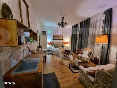 Oportunitate! Casa 300 mp utili, 1000 mp teren, zona Sapte Strazi!