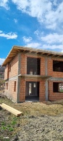 Investitie ! Proiect in executie ! Casa 110 mp utili, teren 460 mp, De