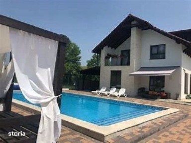 Casa de vanzare 360mp utili, 1500mp teren, Salicea