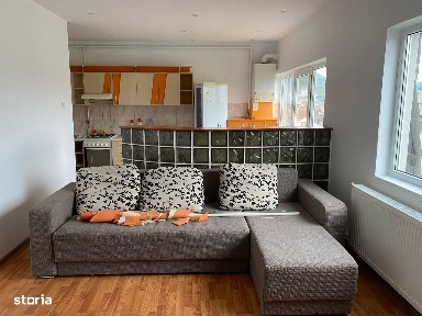 Apartament 2 camere, mansarda, Zona Lama