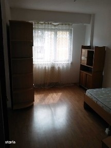 vand apart. 3 camere decomandate langa Parcul Trandafirilor Racadau