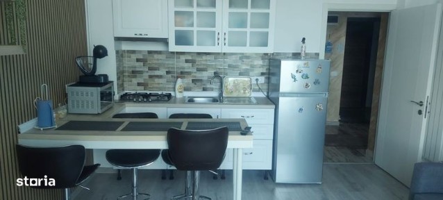 Inchiriez aparatment 2 camera termen lung, in mamaia nord