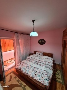Inchiriez apartament Targu-Carbunesti