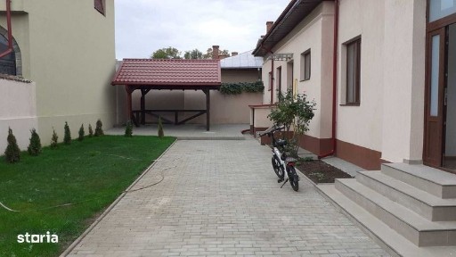 Casa de vanzare/inchiriere