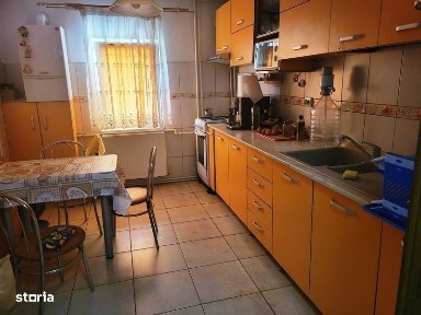 Apartament 4 camere confort 1