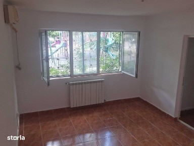 Vand apartament 2 camere zona 200, parter