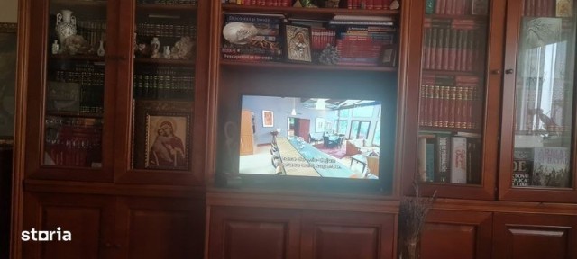 Vand apartament 4 camere