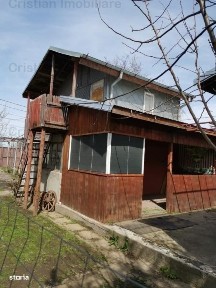 Casa Lacu Sarat, 2 camere, caramida, St-530 mp