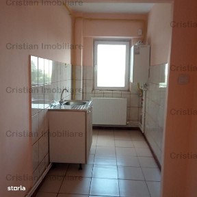 Renovata - LIBERA! Garsoniera conf. 1 DECOMANDATA etaj 3 Vidin