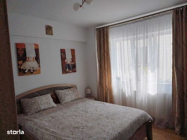 Vand apartament cu doua camere