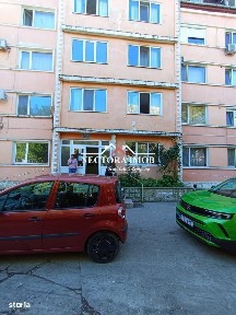 Garsoniera SPLAIUL CRISANEI Str. Poienitei 21mp in blocul portocaliu