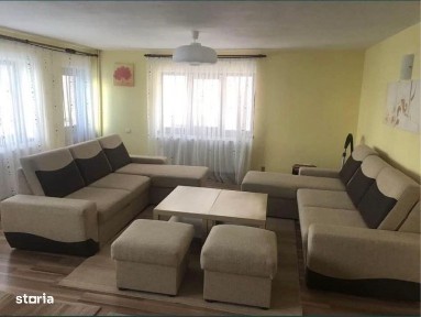 Vand casa de vancanta