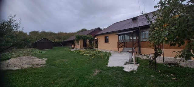 Casă de vânzare-Colonesti-sau schimb cu garsonieră in Slatina