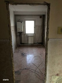 Apartament 3 camere Decomandat