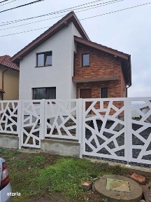 Casa de vanzare str Tineretului