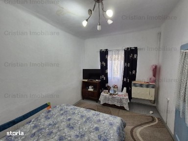Casa 3 camere, caramida, teren 226 mp zona Centru Istoric