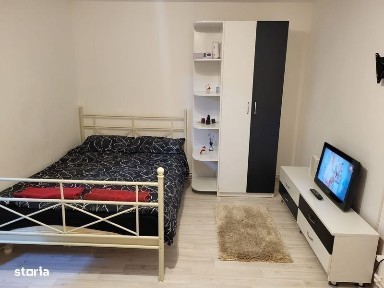 Lupeni - Straja - Inchiriez Garsoniera RH
