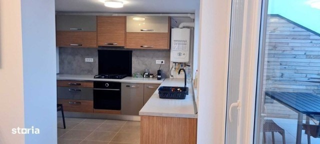 Apartament 3 camere Brasov la 5 minute de Biserica Neagra