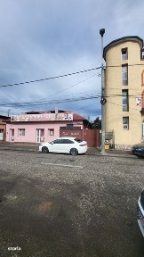 Casa de vanzare la gara