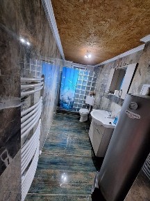 Vând / schimb casa P+1 mobilata și utilata cu apartament 2 camere