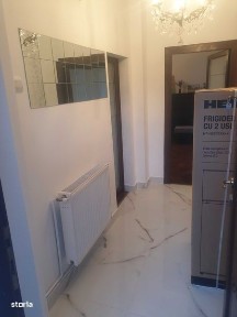 Inchiriez apartament in vila la parter