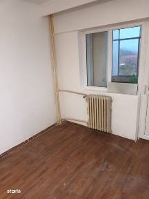 Str Traian Apartament 2 cam decomandat et 2