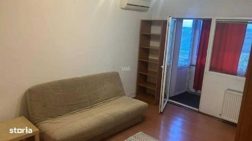 Jilava, Gloria,Garsoniera 32.400E