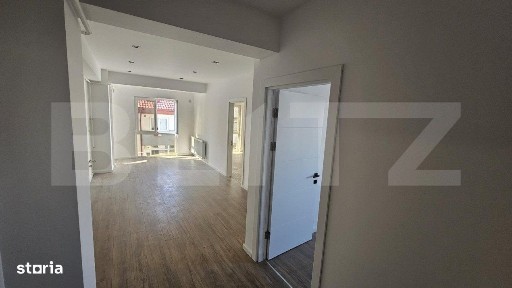 Apartament 3 camere, 61 mp, Bloc nou, Radauti