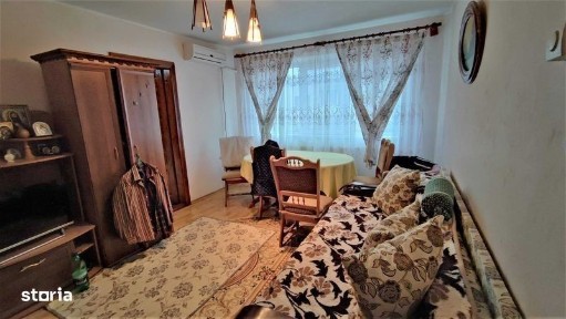 Apartament 2 camere etaj 4 cu acoperis