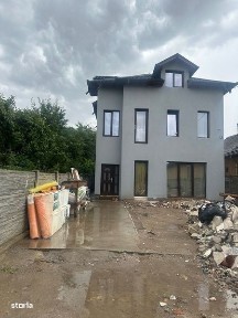 Vand Vila 600 mp urgent