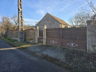 Casă în com. Boșorod