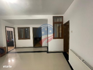 CASA 3 CAMER, Piata Centrala, de inchiriat/ de vanzare