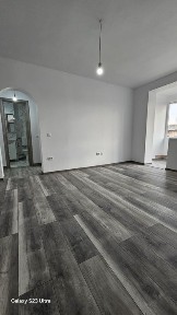 Apartament 2 camere Onesti, totul nou, zona de sus.
