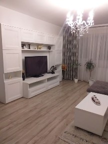 Apartament 3 camere DECOMANDAT 100 MP zona Pacurari - Șos. Rediu