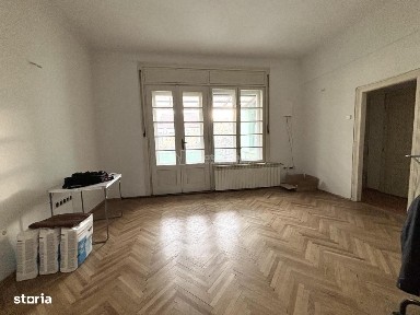 Apartament cu 3 camere - 91 mp utili - centru - Locatie excelenta -
